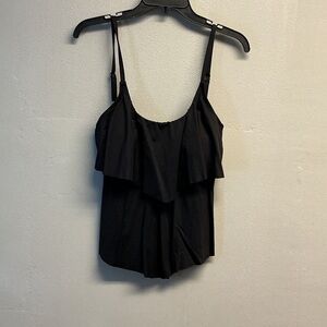 Liz Claiborne Elegant Black Women's Top size 8. 0107